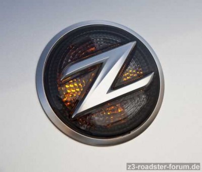 nissan_370z_nismo_emblem.jpg