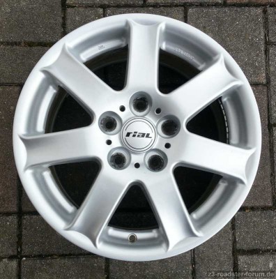 Rial Flair 7,0 x 16 ET 44 Felge 4.jpg