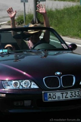 Polizistengruß.jpg