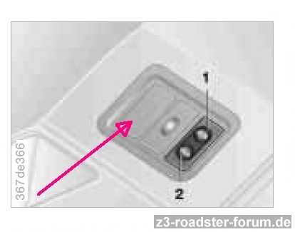 Z3_oberhalb der Mittelkonsole _Blende.jpg