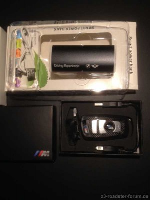Bank_und-USBStick.jpg