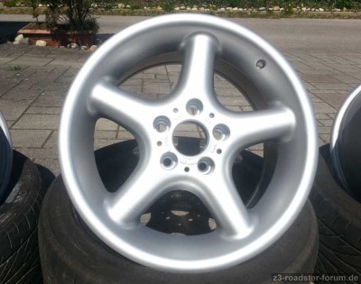 HR BMW Styling 18 li.jpg