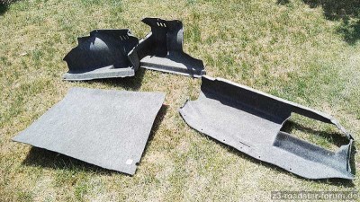 BM'W-Z3---Teppichauslage---Kofferraum-int.jpg