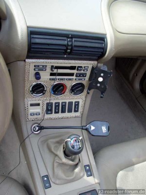 handy 1.jpg