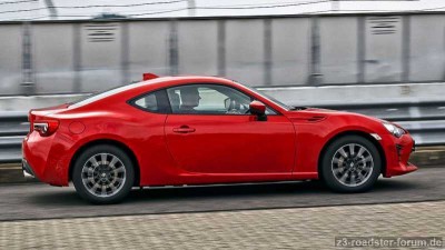 Toyota-GT86-Pure-Test-1010x568-2c025ffbd709b9ac.jpg
