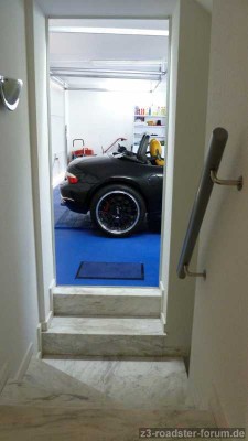 garagee2.JPG