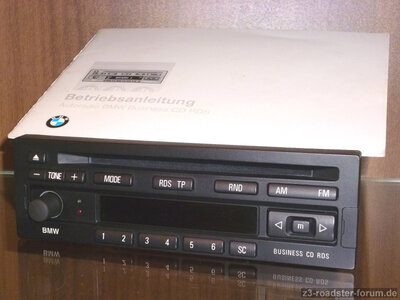 BMW Business CD RDS.JPG