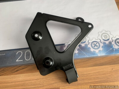 Halter_Endstufe_original.jpg