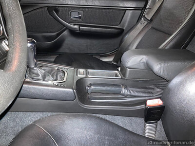 BMW Z3 Cockpit I.jpg