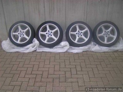 Styling 18 Rundspeiche 1.JPG