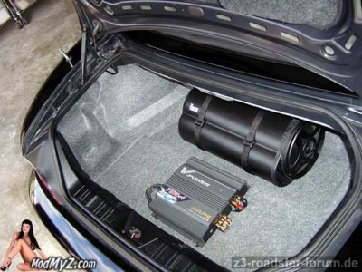 bmw_z3_amp_woofer_2.jpg