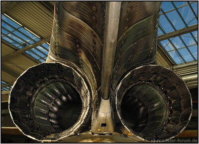 F4-E Phantom II.jpg