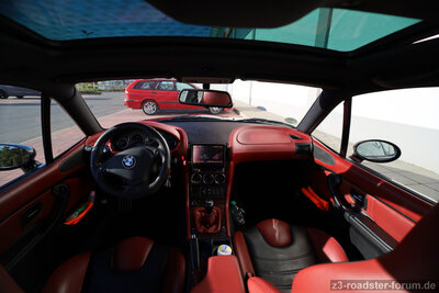 Cockpit.jpg