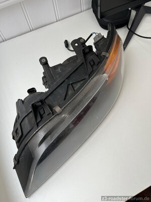 Scheinwerfer li Bild 2.jpeg