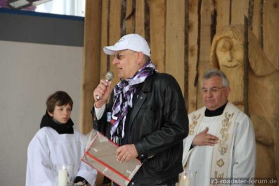 01 Uwe-Pfarrer.JPG