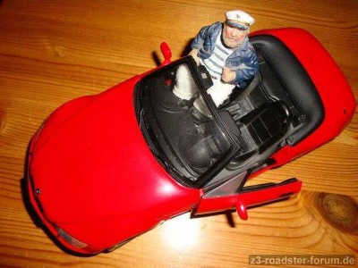 Z3 Modell mit Kapitän 021.JPG
