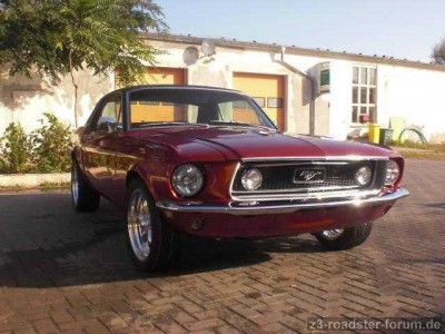 Ford Mustang.jpg