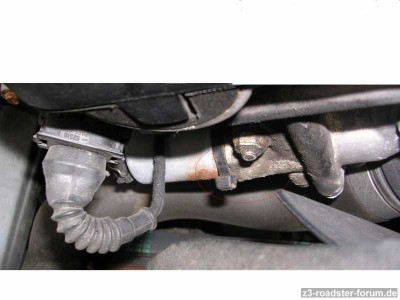 Bild Motorraum.JPG