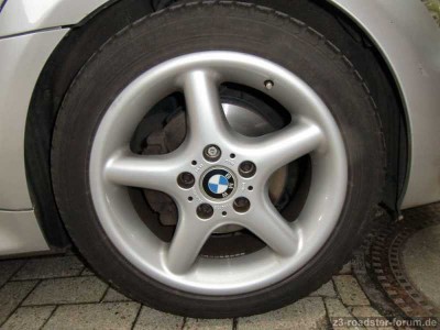 4 Vorne rechts.JPG