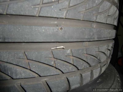Schraube im Reifen.jpg