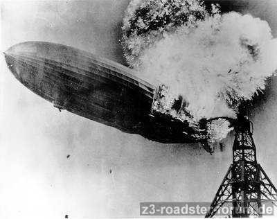 luftschiff-hindenburg_burning_1937.jpg