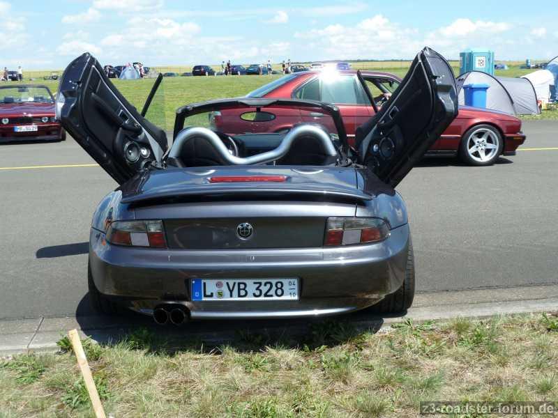 beim Treffen des BMW-Syndikat´s 2011 noch eins:-)