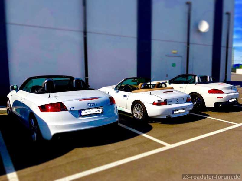 The white Friends Club