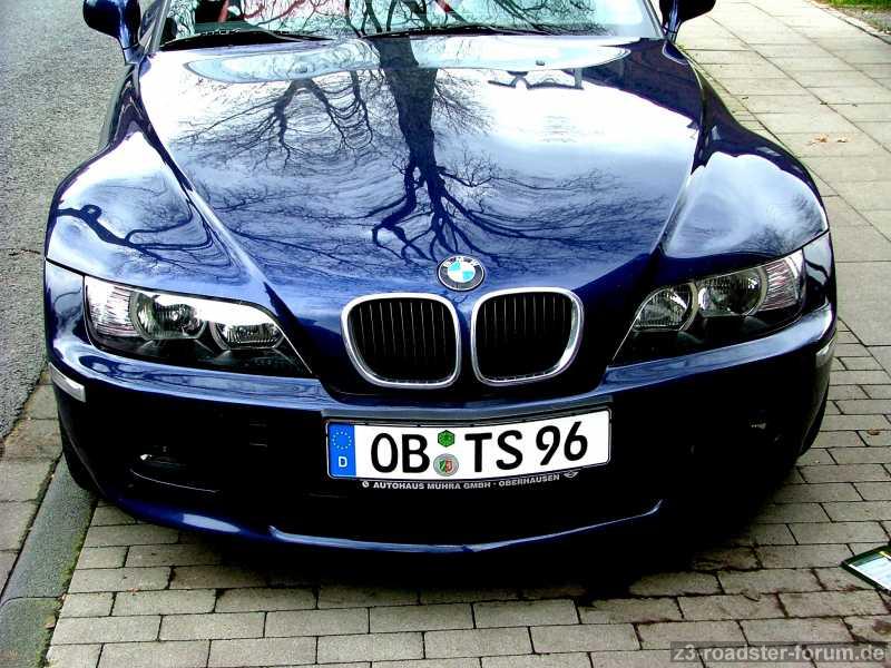 Neue Frontscheinwerfer