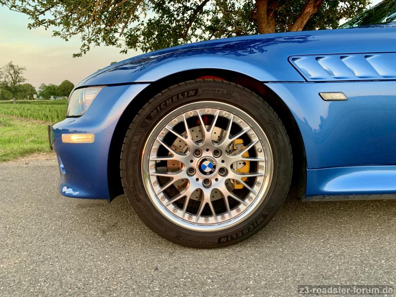 Gelocht und Bilstein Gelb