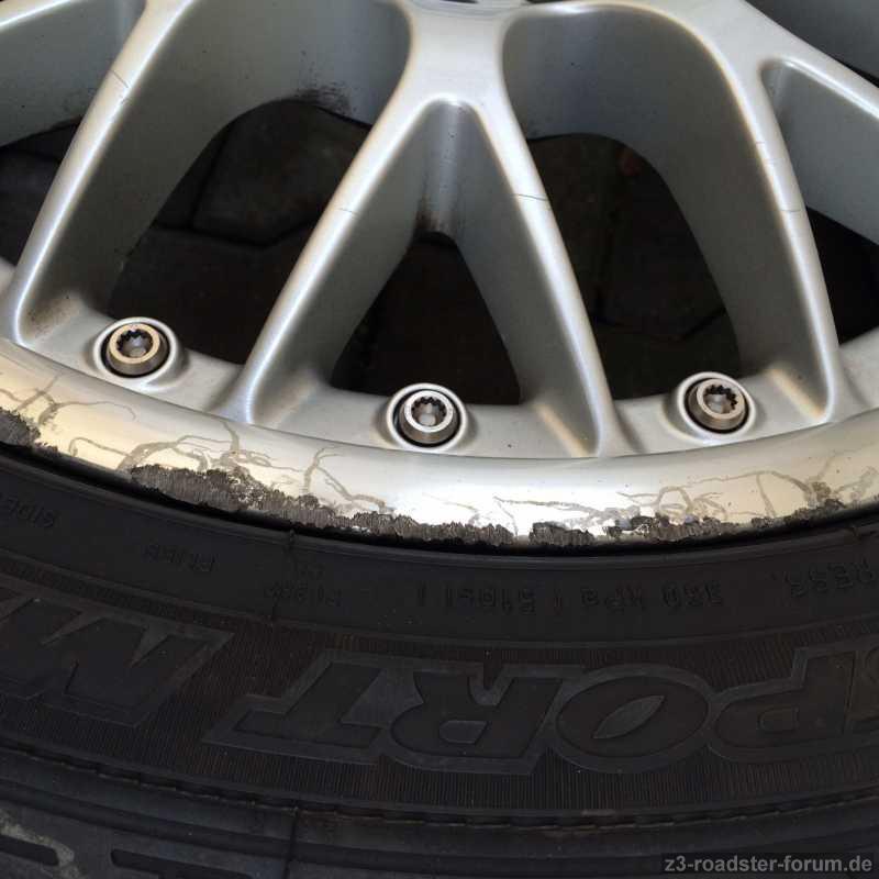 4216