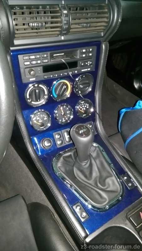 ///M Mittelkonsole in Wagenfarbe