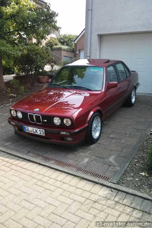 BMW E30
