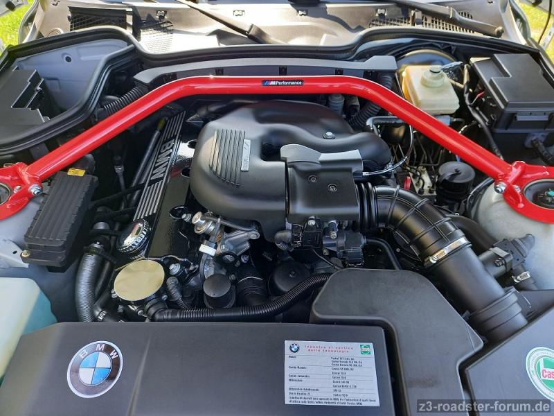 Motorraum nach dem reinigen