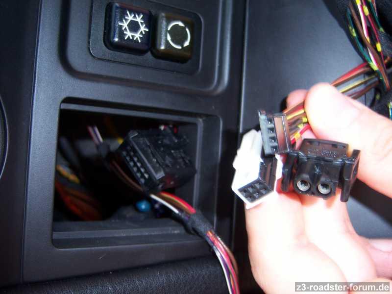 Unbekannte Stecker