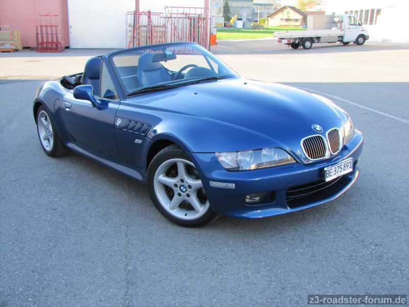 Neue Farbe Topasblau