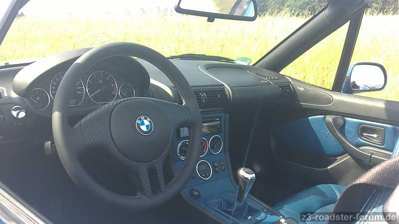 Neues Lenkrad