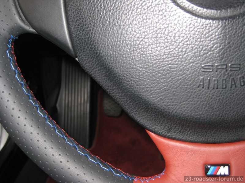 neues Lenkrad ....Details