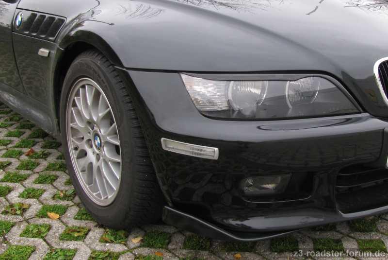 Scheinwerferblende und Stoßstange "Schnurrbart"