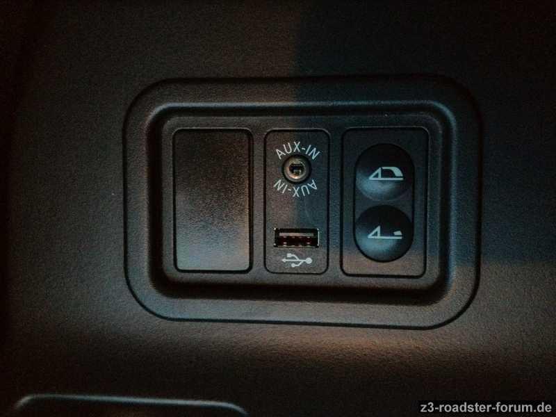 Aux-In mit Ladefunktion - Teile aus dem E90