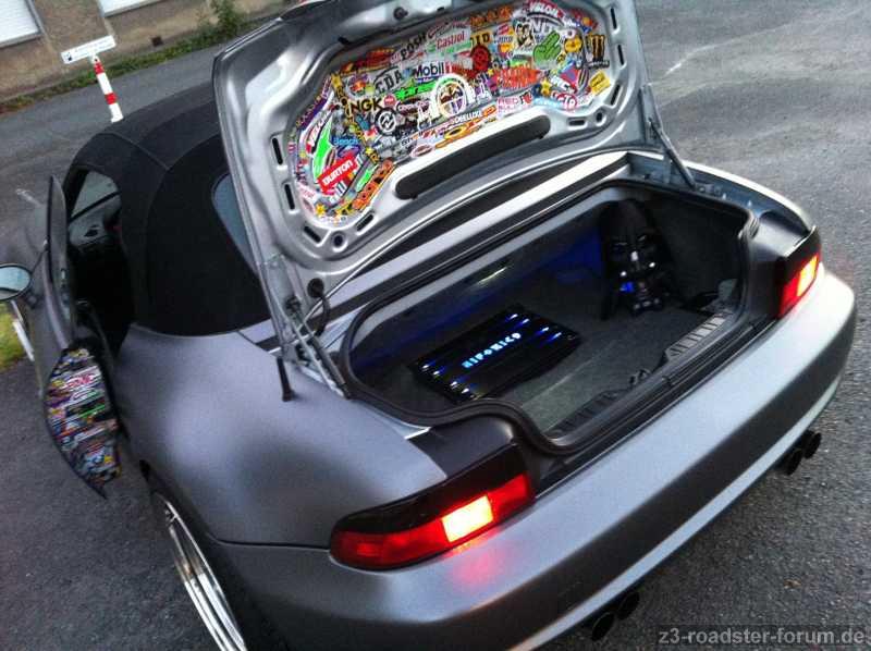 Z3 Stickerbomb