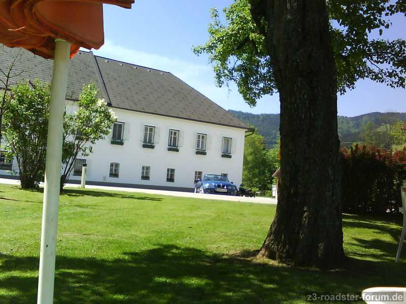 wunderschöner Gastgarten...und ganz allein?