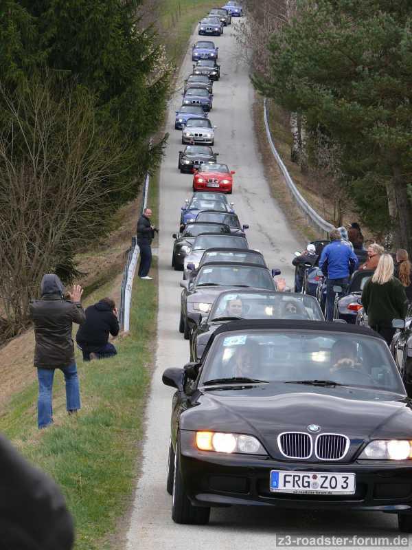 Durch diese hohle Gasse sind sie gekommen