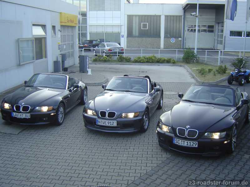 Die 3 von (vor) der Tankstelle ...   ;-)