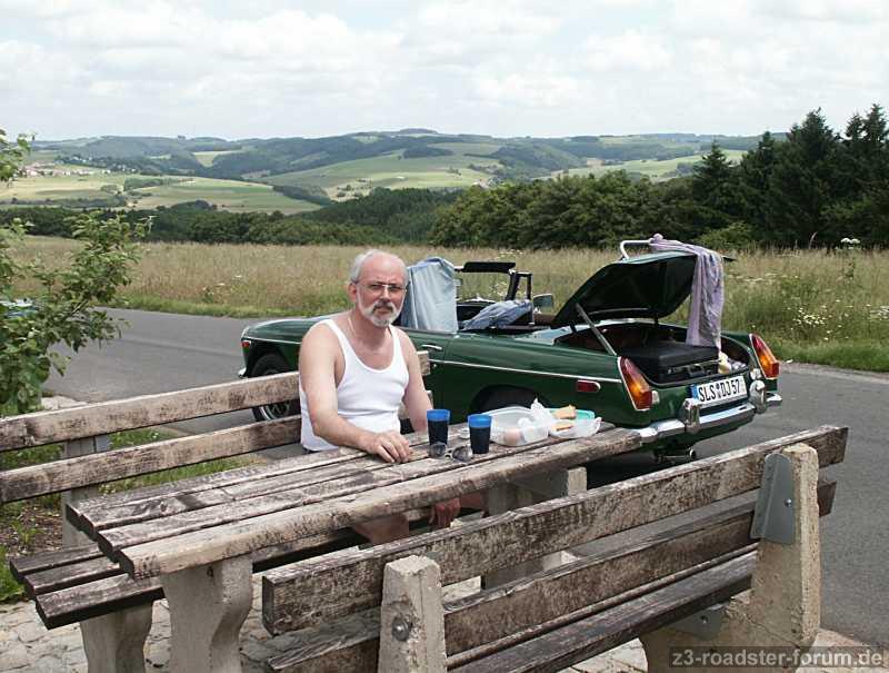 Kaffee, Kuchen und Landschaft, was braucht man mehr!