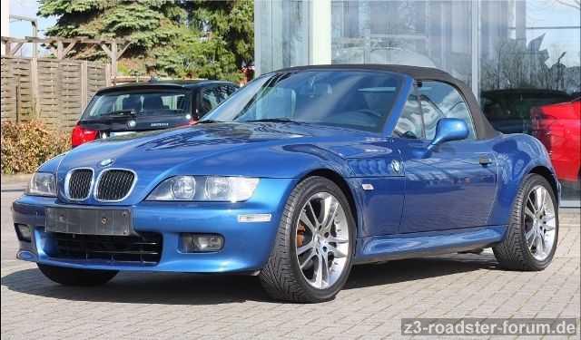 unser 1. Bild - Zetti auf dem Hof des Händlers