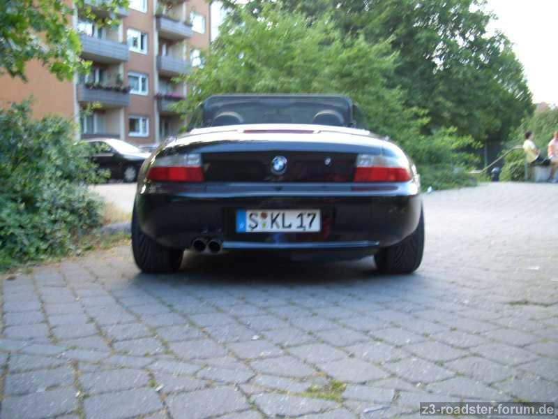 von hinten frontal