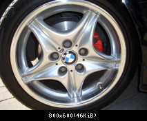 m+felge +chromrand+rote bremsklötze auf 1,9liter