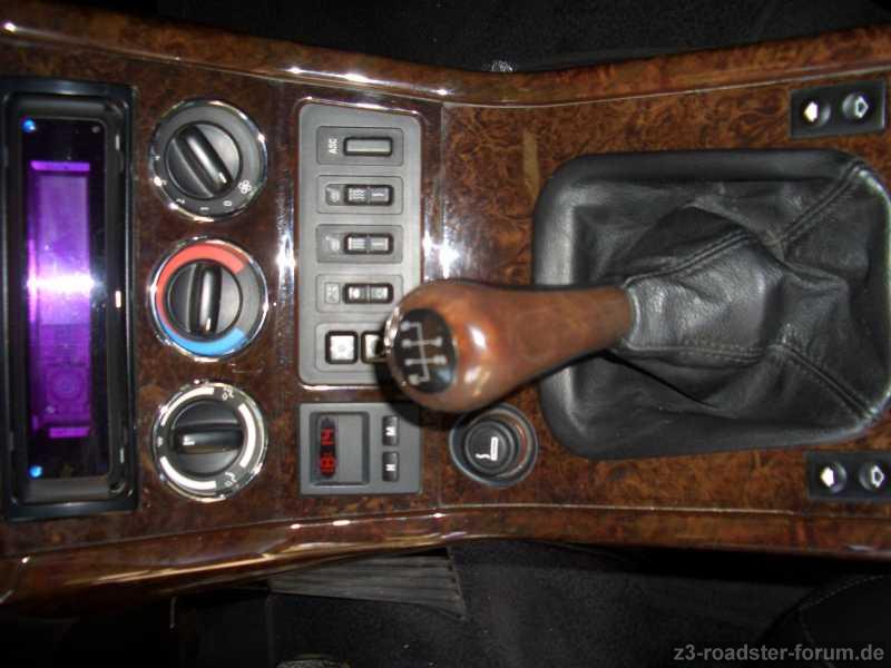 wurzelholskonsole