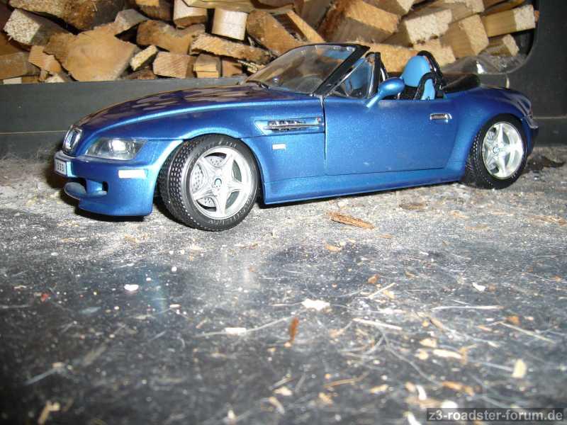 1:18