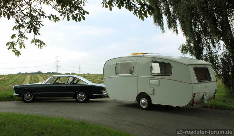 Fiat 2300 S Coupé mit Dethleffs Hubdach-Globetrotter